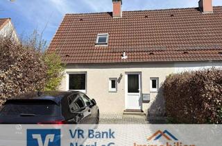 Doppelhaushälfte kaufen in 24837 Schleswig, Charmante Doppelhaushälfte mit Garten und vielseitiger Nutzfläche in Schleswig-Friedrichsberg