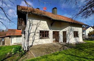 Haus kaufen in 94344 Wiesenfelden, Familienfreundliches Haus mit viel Platz und großem Grundstück.