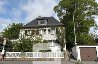 Haus kaufen in 95032 Innenstadt, *individuell Wohnen*