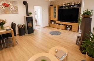 Haus kaufen in 86368 Gersthofen, Modernisiertes Reihenmittelhaus mit PV-Anlage, Wintergarten und Kamin. Sofort bezugsfrei