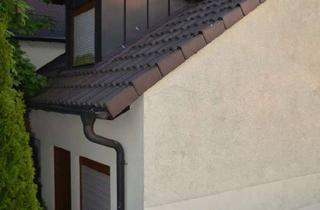 Haus kaufen in 95233 Helmbrechts, Projekt für Visionäre: Attraktives Baugrundstück mit neuwertiger Garage und Einliegerwohnung!