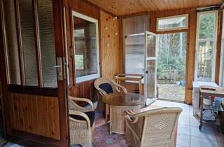 Haus kaufen in 09127 Adelsberg, Wochenendhaus in Hanglage direkt am Wald - Eine Oase der Ruhe in Adelsberg bei Chemnitz