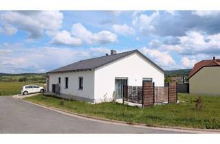 Haus mieten in 95491 Ahorntal, Neuwertiger Bungalow mit Garage, Carport und großzügigem Grundstück in Kirchahorn