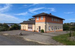 Gewerbeimmobilie kaufen in 56370 Attenhausen, Attenhausen: Gewerbehalle mit Wohneinheit