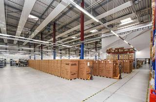 Gewerbeimmobilie kaufen in 30855 Langenhagen, Vollklimatisierte Halle mit Laderampe und weiterer Bebauungsmöglichkeit