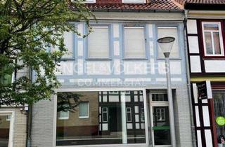 Anlageobjekt in 31061 Alfeld, Entkerntes Gebäude in zentraler Lage für sechs potenzielle Wohneinheiten