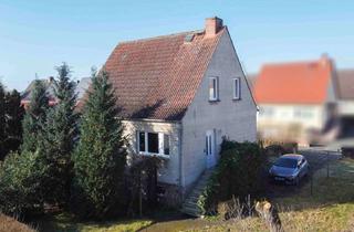 Anlageobjekt in 18573 Samtens, Jetzt anpacken, gestalten, einziehen – Familienhaus mit Potenzial in Samtens auf Rügen