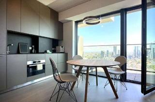 Immobilie mieten in Skylineblick, 60325 Westend-Süd, ***Bockenheim (8070418) - One Forty West Designapartment mit Skylineblick