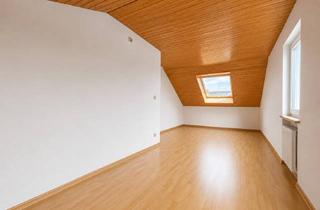 Wohnung kaufen in 97816 Lohr, Attraktive 3-Zimmer-Wohnung im Dachgeschoss mit Stellplatz und Keller!