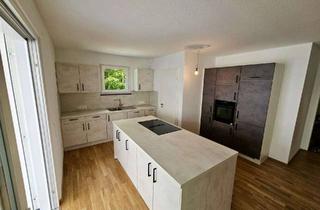 Wohnung kaufen in Oberer Erbisberg 36, 89522 Heidenheim, Moderne Wohnung mit Balkon, Aufzug, EBK & Stellplatz
