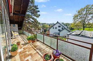Wohnung kaufen in 42655 Wald, Offenes Wohnkonzept mit Blick ins Grüne! 2-Zimmer-Dachgeschosswohnung in Solingen-Wald