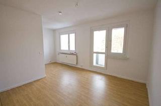 Wohnung mieten in Waldmeisterstr. 19, 06120 Halle, Nachnutzer gesucht! Nahe zum Weinberg Campus! Mit kleiner Single-Küche.
