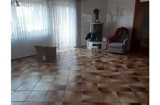 Wohnung mieten in 76684 Östringen, Wohnung/ Eckbungalow mit Garten und drei Garagen
