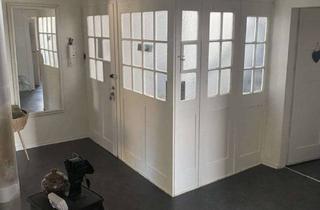 Wohnung mieten in Hermann-Voland-Straße, 78126 Königsfeld, Viel Platz für den Alltag: 4,5-Zimmer-Wohnung in Königsfeld mit Balkon