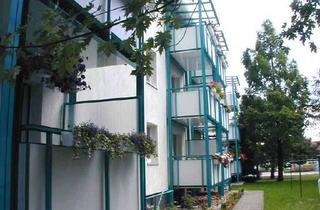 Wohnung mieten in Humboldtstraße, 31582 Nienburg, Kleine 3-Zimmer Wohnung mit Balkon