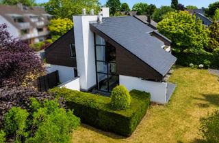 Villa kaufen in 41564 Kaarst, Exklusive Architektenvilla mit Einliegerwohnung auf 897 m² Eckgrundstück in Bestlage von Kaarst