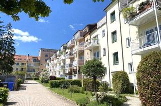 Wohnung mieten in Virchowplatz, 08060 Zwickau, Ab 1.8.! Schöne 2-Raumwohnung mit Balkon, Tageslichtbad u. Stpl. in Marienthal! Blick ins Erzgebirge!