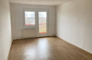 Wohnung mieten in Birkholzer Weg 22, 39128 Magdeburg, VIER Zimmer für Ihre Familie! MIT BALKON...