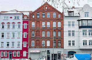 Wohnung kaufen in 30165 Hannover, Gestalten statt suchen – 4-Zimmer-Wohnung mit Entwicklungspotenzial