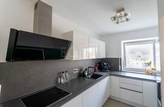 Wohnung kaufen in 91126 Unterreichenbach, 2017 kernsanierte 4-Zimmer Wohnung mit Balkon in Schwabach - 5% Rendite