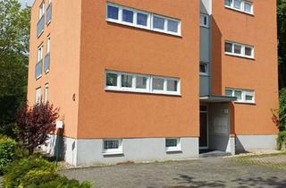 Wohnung kaufen in Yorckstraße, 06120 Heide Süd, Ihre neue 2 Raumwohnung mit Carport