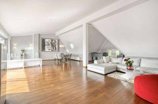 Wohnung kaufen in Wildenbruchstraße, 40545 Oberkassel, Tolle Dachgeschoß-Wohnung mit Terrasse in Alt-Oberkassel