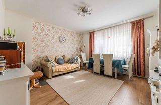 Wohnung kaufen in 24116 Schreventeich, Modernisierte 2-Zimmer-Wohnung mit Einbauküche, eigenem Gartenanteil und Loggia in Kiel
