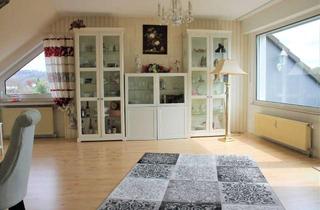 Wohnung kaufen in 51702 Bergneustadt, **Kleine Oase: 2 Zimmer mit Balkon und viel Licht**