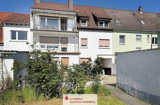Wohnung kaufen in 68766 Hockenheim, Charmante 3-Zimmer-Dachgeschosswohnung mit sonnigem Balkon und Garten in Hockenheim