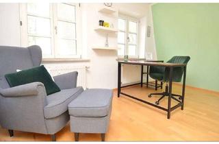 Wohnung kaufen in Mittlerer Lech 53, 86150 Innenstadt, 3-Zimmer-Wohnung im Dachgeschoss in der Altstadt