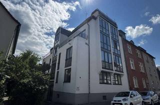 Wohnung kaufen in Großer Steinweg 16, 35390 Gießen, Gut geschnittene, helle Dachgeschosswohnung mit 2 Zimmern in zentraler Lage, Großer Steinweg 16, ...