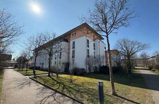 Wohnung kaufen in 04425 Taucha, Wohnqualität mit Aussicht: Charmante Dachgeschoss-Wohnung mit zwei Terrassen und Stellplatz