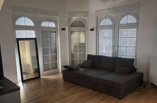 Wohnung mieten in 63456 Hanau, Moderne 2,5-Zimmer-Wohnung im Turm mit Balkon, Klimaanlage, neue Küche & TG-Stellplatz in Hanau