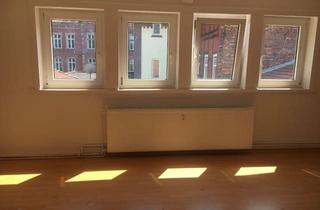 Wohnung mieten in Bahnhof Str 24, 37154 Northeim, Schöne 3-Zi.-Kü.-Bad Dachgeschosswohnung in Northeim