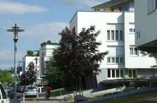Wohnung mieten in Ina-Rothschild-Weg 26/1, 73732 Esslingen, Großzügige 4-Zimmer-Wohnung mit Terrasse!