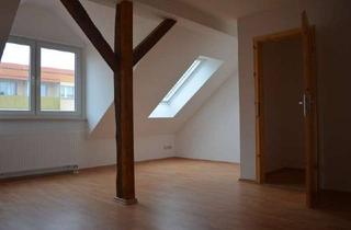 Wohnung mieten in Marienstr., 06844 Innenstadt, Individuelle 3 - Raum-DG-Wohnung mit Balkon*AR*offene Küche