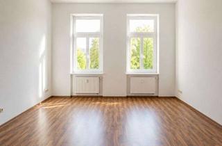 Wohnung mieten in Bahnhofstr., 99310 Arnstadt, Direkt am Schlossgarten - Helle 2-Zimmer-Wohnung mit Balkon in Arnstadt