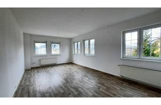 Wohnung mieten in Hoffnung 69, 08371 Glauchau, großzügige 4 R-Wohnung mitten in der Stadt wartet auf Sie!