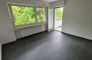 Wohnung mieten in Untertalstr. 11, 42859 Remscheid, Sanierte 2 Zimmer Wohnung in Remscheid Süd