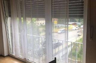 Wohnung mieten in Weierstraße 12, 46149 Schwarze Heide, OB - Schwarze Heide: Kleines Dachgeschoss Apartment mit Emscherblick