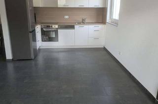 Wohnung mieten in Kirchheim 00, 74366 Kirchheim, Erstbezug & Bahnnähe: grosszügig, schöne, geschmackvolle 2,5-Zi EG-Whg mit Terrasse, Garten, EBK