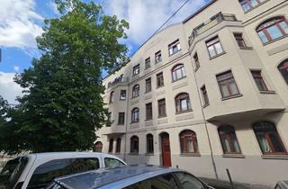 Wohnung mieten in Raiffeisenstraße 27, 39112 Leipziger Str., Ansprechende 2-Zimmerwohnung mit Einbauküche|Innenhofbalkon|Tageslichtbad mit Wanne|Abstellraum