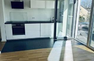 Penthouse mieten in Hermann-Löns-Str. 22a, 51469 Bergisch Gladbach, Exklusive Penthousewohnung mit privatem Zugang und umlaufender Sonnenterrasse