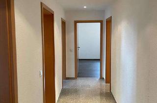 Wohnung mieten in Falkenhöhe, 51647 Gummersbach, Schön geschnittene Erdgeschosswohnung mit Süd-West Balkon und neu installierter Infrarot Heizung