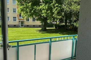 Wohnung mieten in Straße Des Friedens 12a, 09350 Lichtenstein, Schüler/Studenten / Singles aufgepasst! Kleine, aber feine 1-Raumwohnung im EG mit Dusche und Balkon