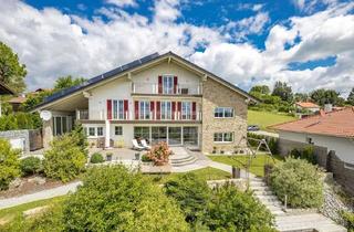 Villa kaufen in 94110 Wegscheid, BY LYST & LIV: Villa im bayerischen Wald in beeindruckender Aussichtslage