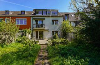 Villa kaufen in 40489 Angermund, Sanierungsobjekt mit Zukunft - vom Dreifamilienhaus zur exklusiven Stadtvilla in Angermund