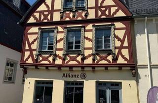 Haus kaufen in Marktplatz, 55481 Kirchberg, Zuhause mit viel Platz in einem denkmalgeschützten Geschäfts-/Wohnhaus in Kirchberg