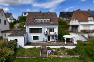 Haus kaufen in 35633 Lahnau, Traumhafter Weitblick inklusive: Ihr neues Zuhause in begehrter Lage von Lahnau