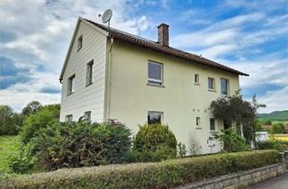 Haus kaufen in 97461 Hofheim, Ortsrandlage mit Panoramablick - Gepflegtes ZFH (Wfl. 150 m²) mit Gartengrundstück (799 m²) von H
